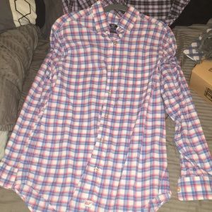 Men’s Vineyard Vines performance button down